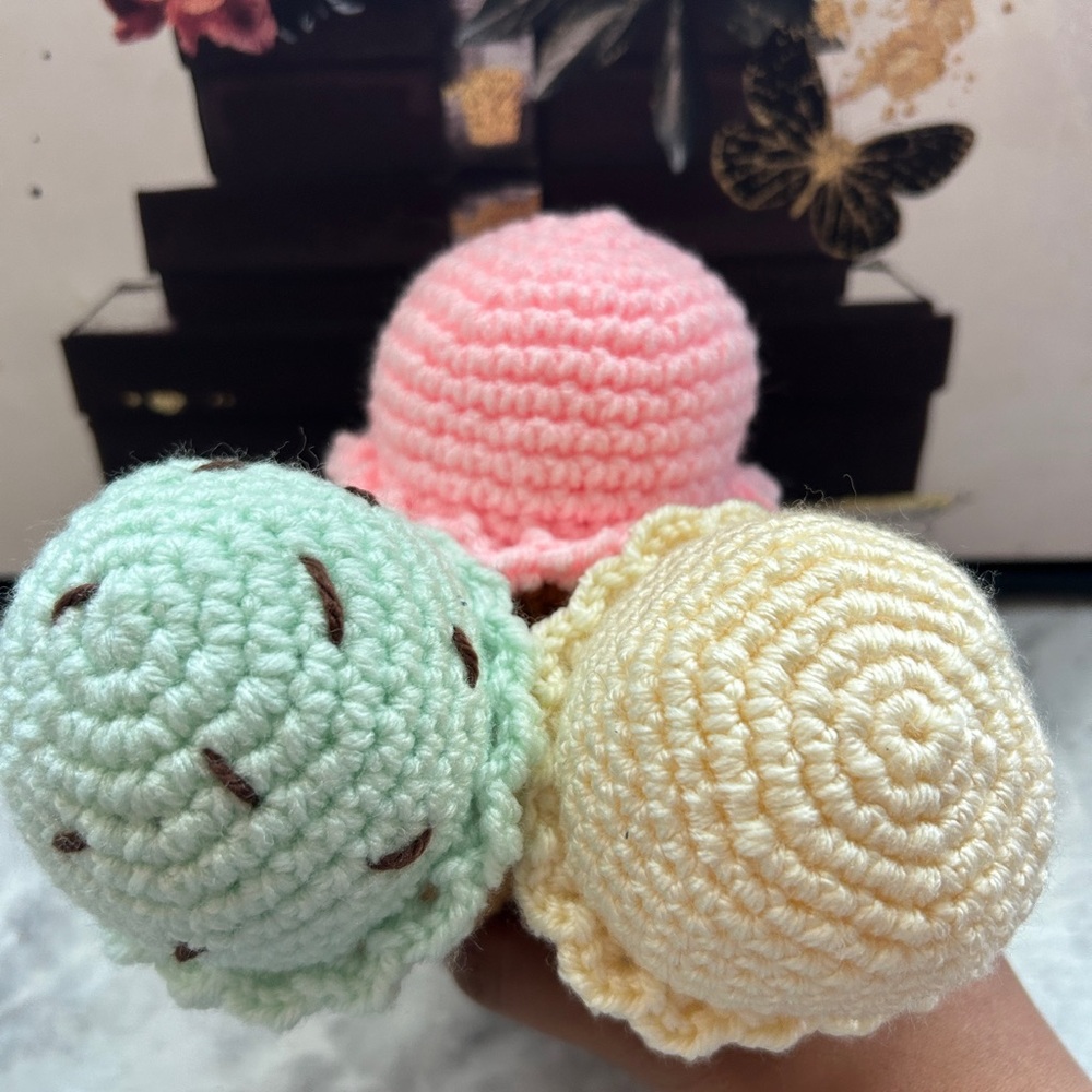 Crochet Ice Cream Cone - Picture 4 of 6